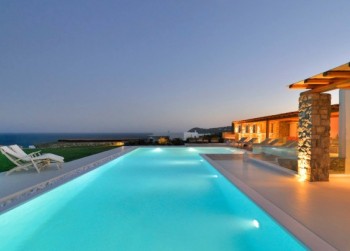 Villa Galatia Pool Lounge